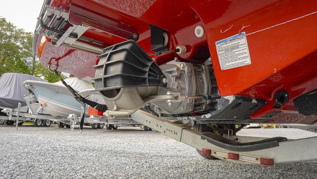 2015 Yamaha Boats SX192 - 37