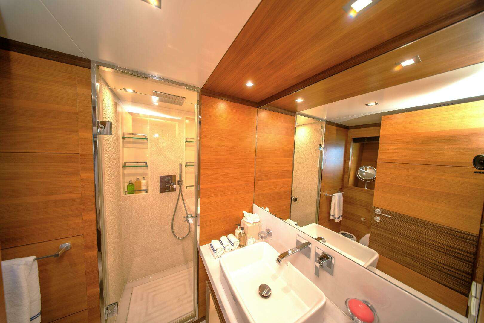 2015 Benetti Benetti Tradition Supreme 108 - Image 21