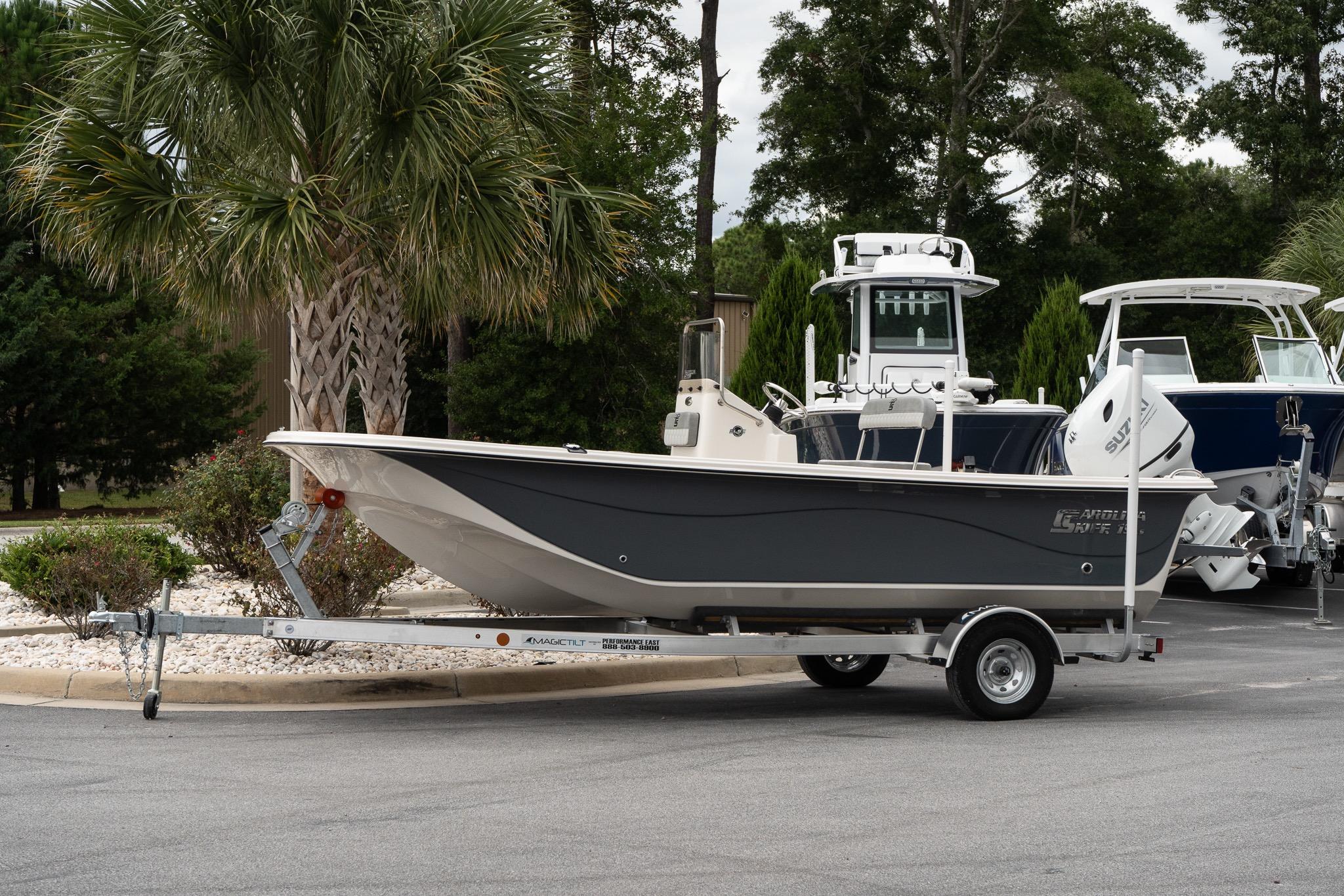 2025 Carolina Skiff 19 LS