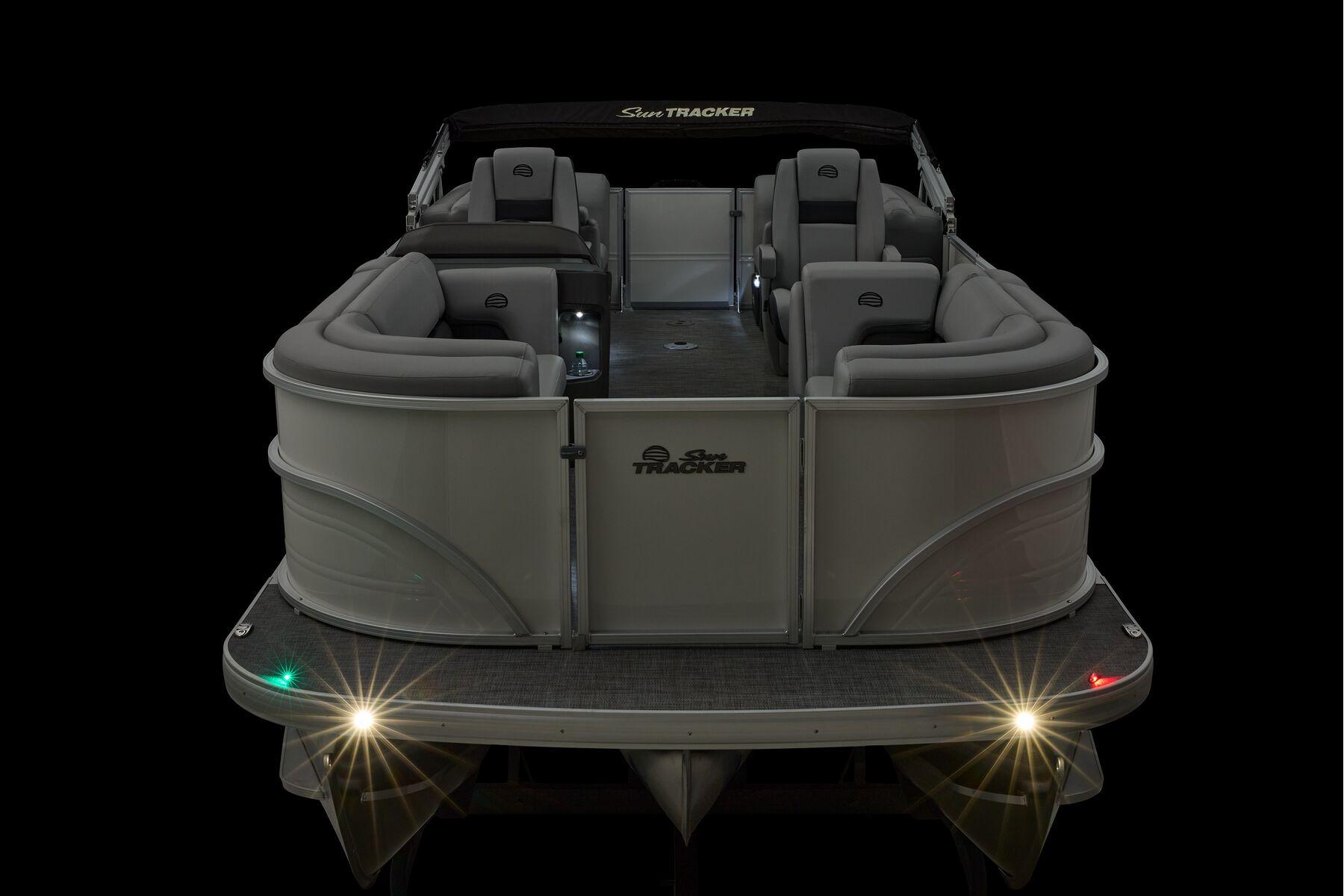 2026 Sun Tracker Party Barge 22 XP3 - 36