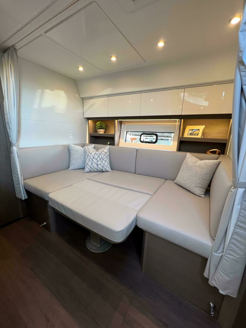 2024 Beneteau Gran Turismo 45 - Image 11