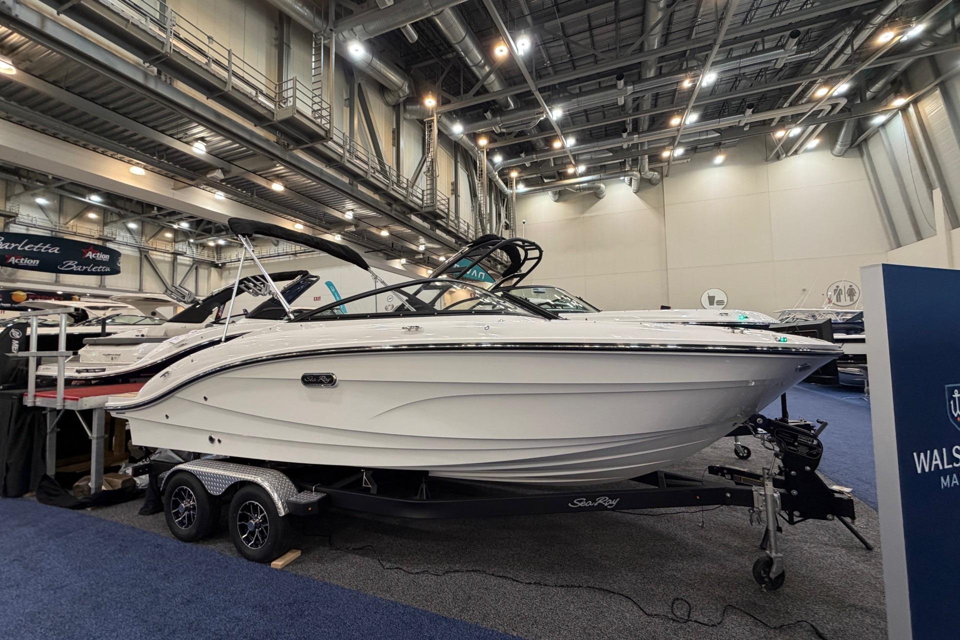 2026 Sea Ray SPX 210