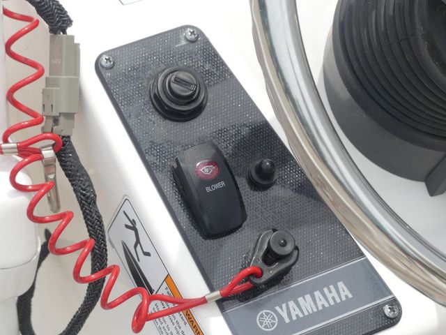 2022 Yamaha Boats 195 FSH Sport - 37