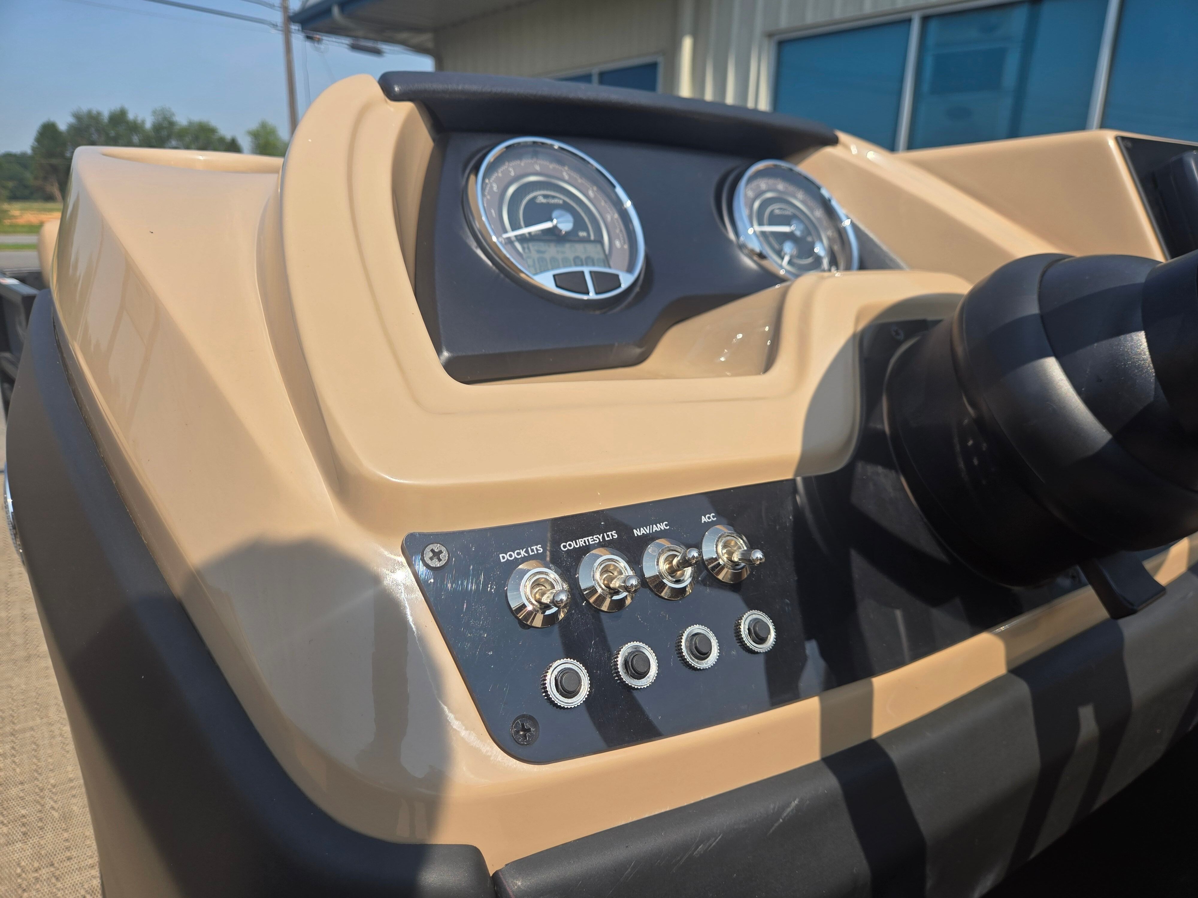 2025 BARLETTA C22M - Image 18