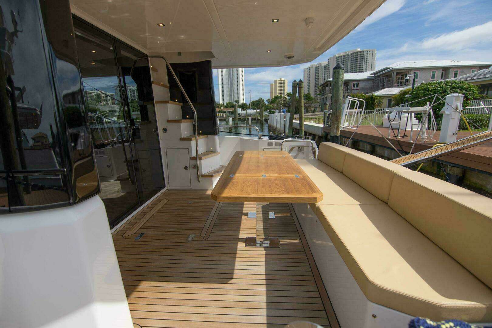 2019 Sundeck Yachts 580 Sport - Image 51