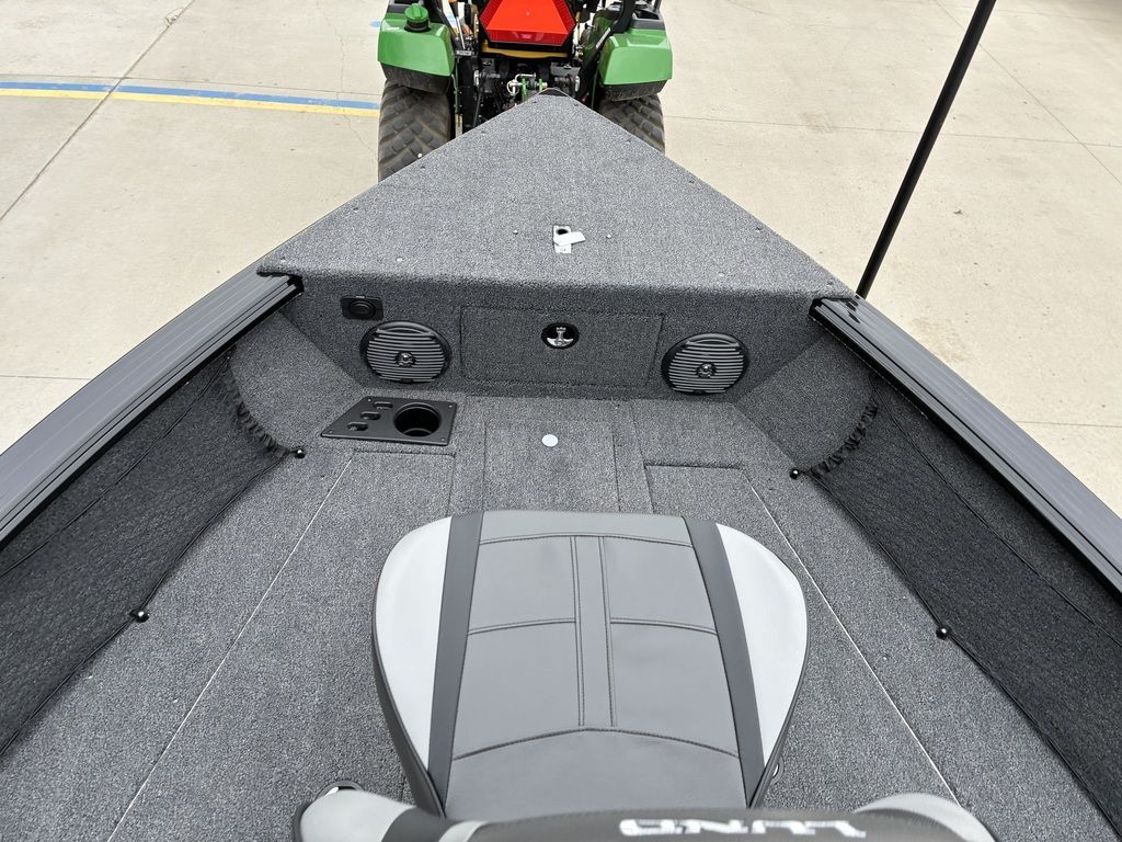 2026 Lund 2075 Impact XS - 32
