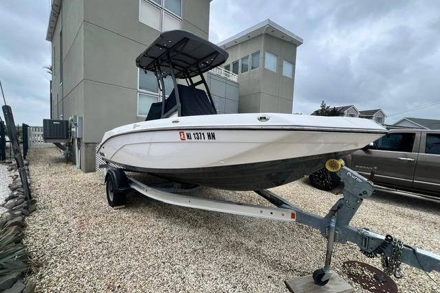 2019 Yamaha Boats 190 FSH Sport