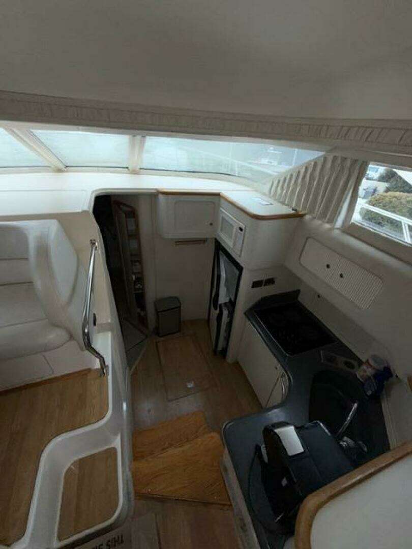 1997 Sea Ray 400 Sedan Bridge - Image 13