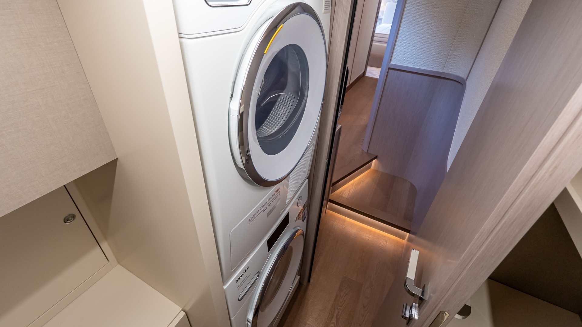 2027 Absolute Navetta 70 - Image 72