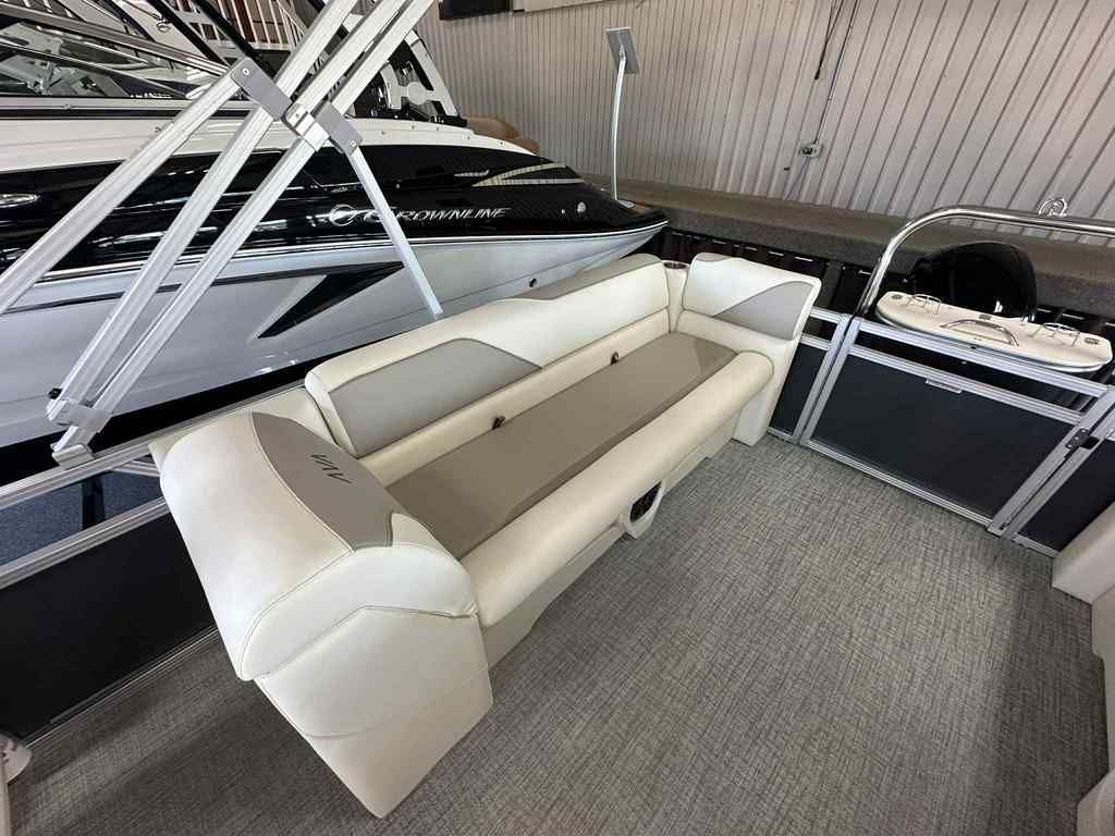 2026 Avalon Venture 2385 QL - 14