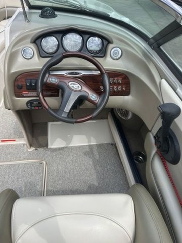 2005 Sea Ray 240 Select - 15