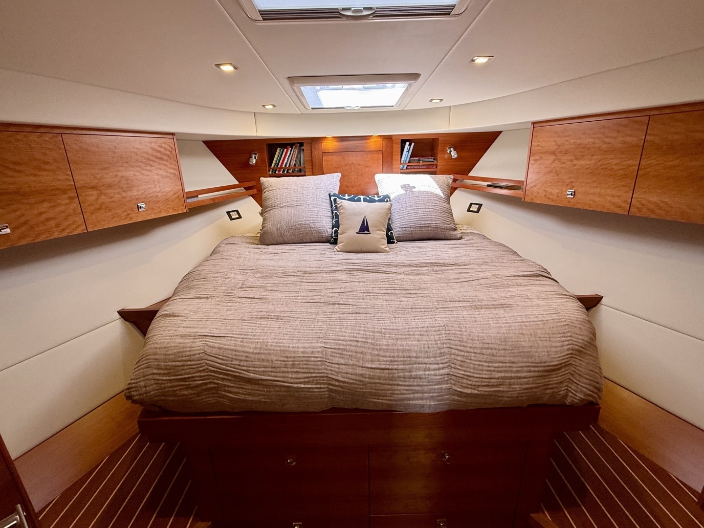 2015 Coastal Craft 45-IPS - Image 57