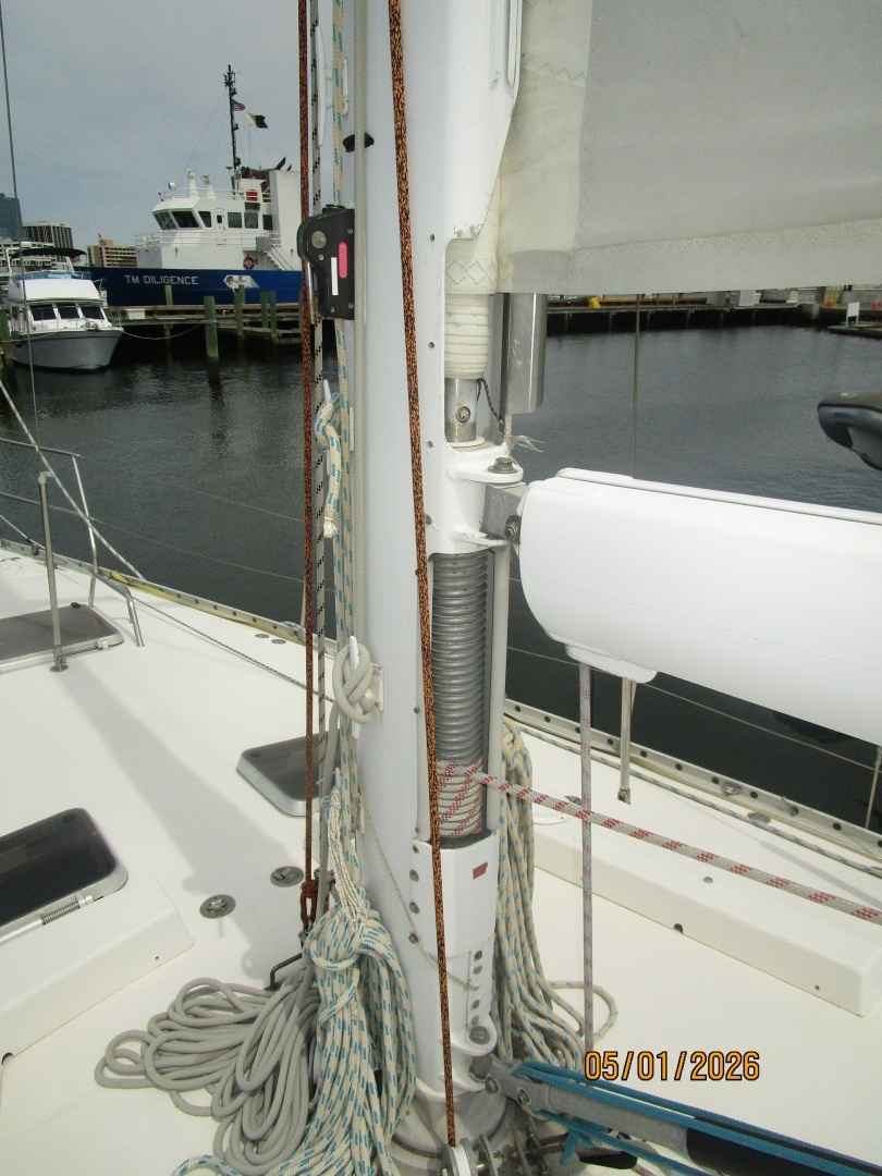 1990 Beneteau Oceanis 500 - Image 14
