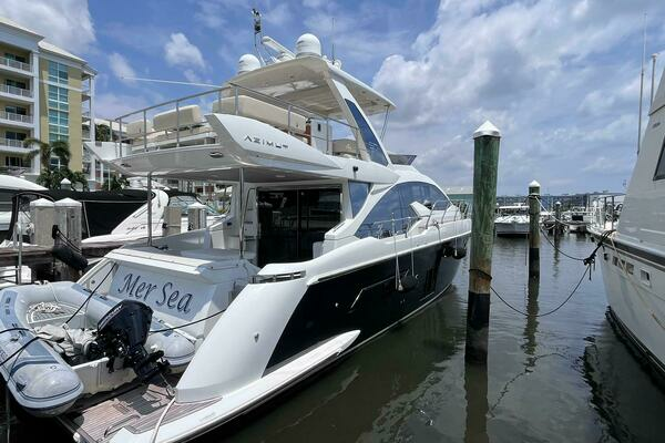 2015 Azimut 50 fly