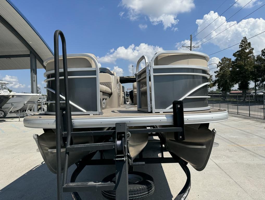 2023 Sun Tracker Party Barge 22 RF XP3 - 10