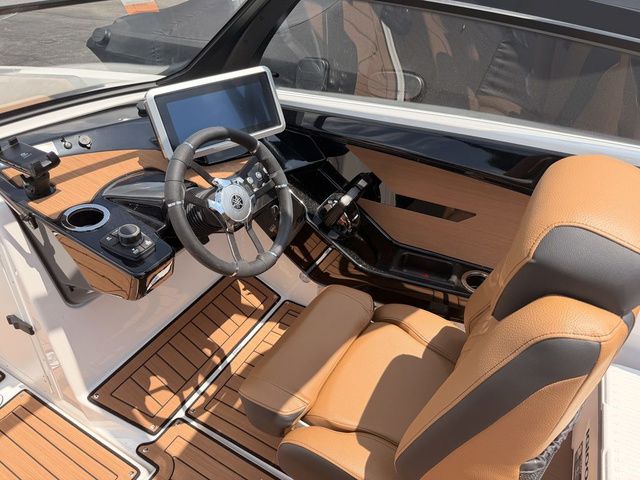 2026 Yamaha Boats 222SE - 21