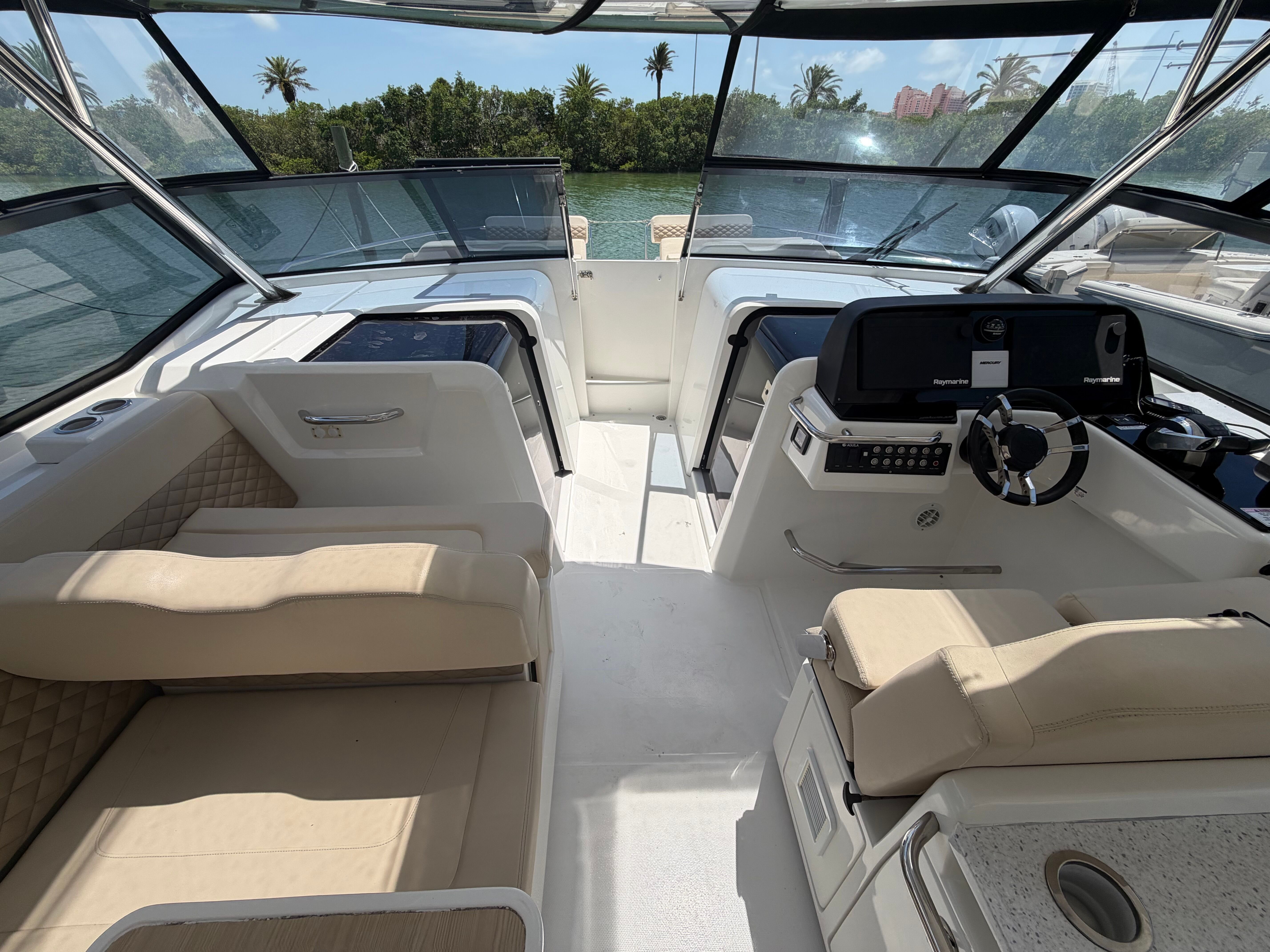 2020 AQUILA 36 SP - Image 14