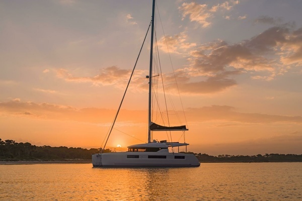 2023 Lagoon 50