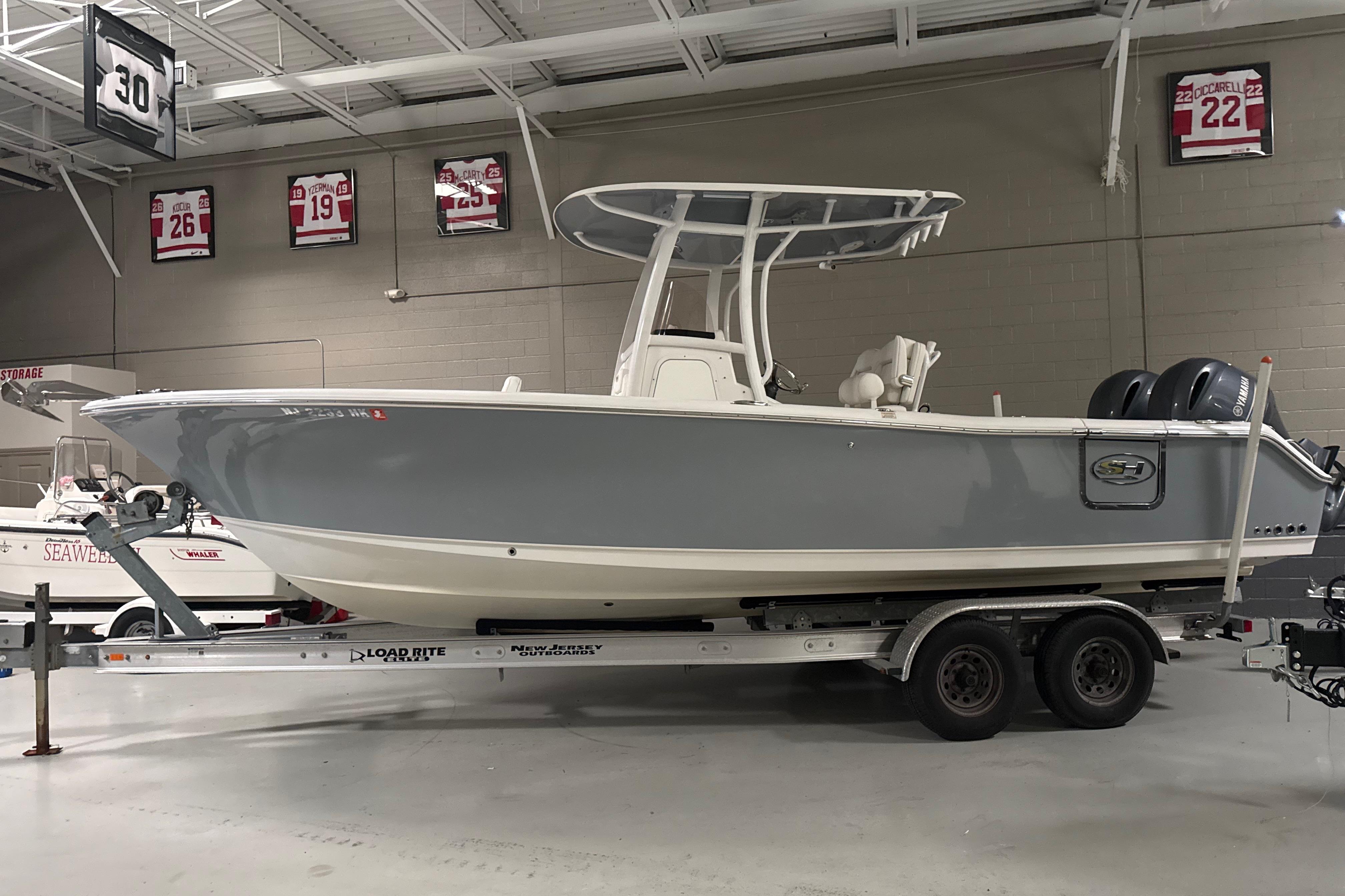 2016 Sea Hunt Gamefish 25