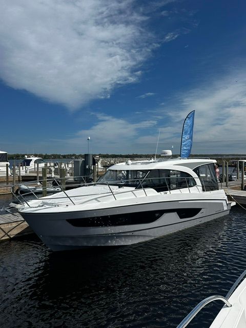 2026 Beneteau Antares 11 Coupe