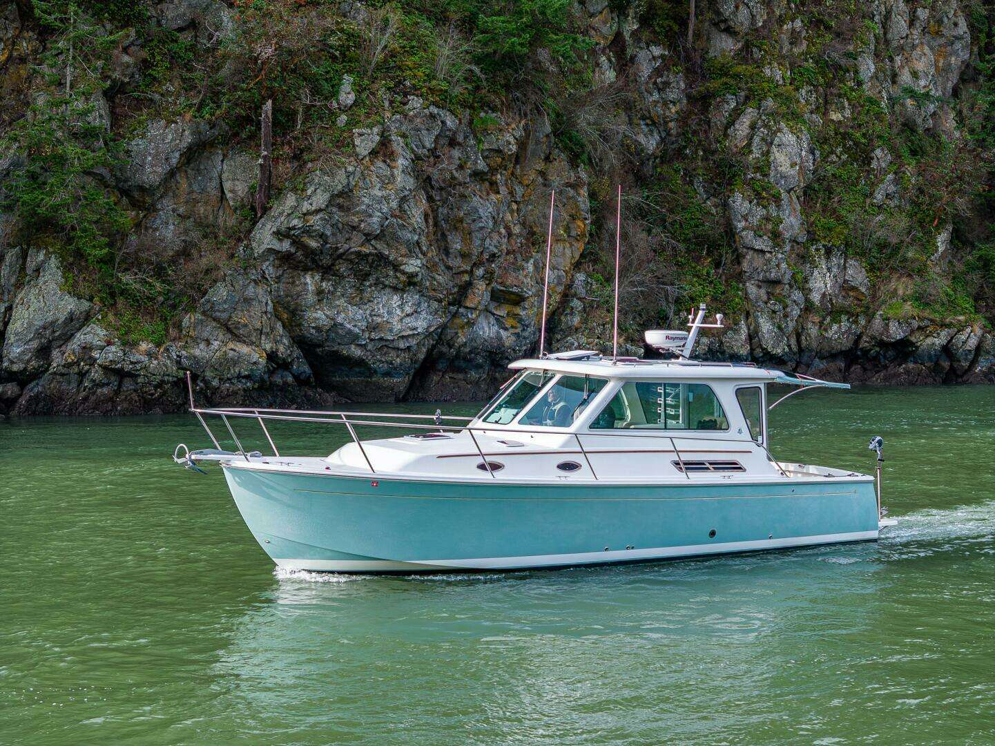 2008 Back Cove 33 - Image 4