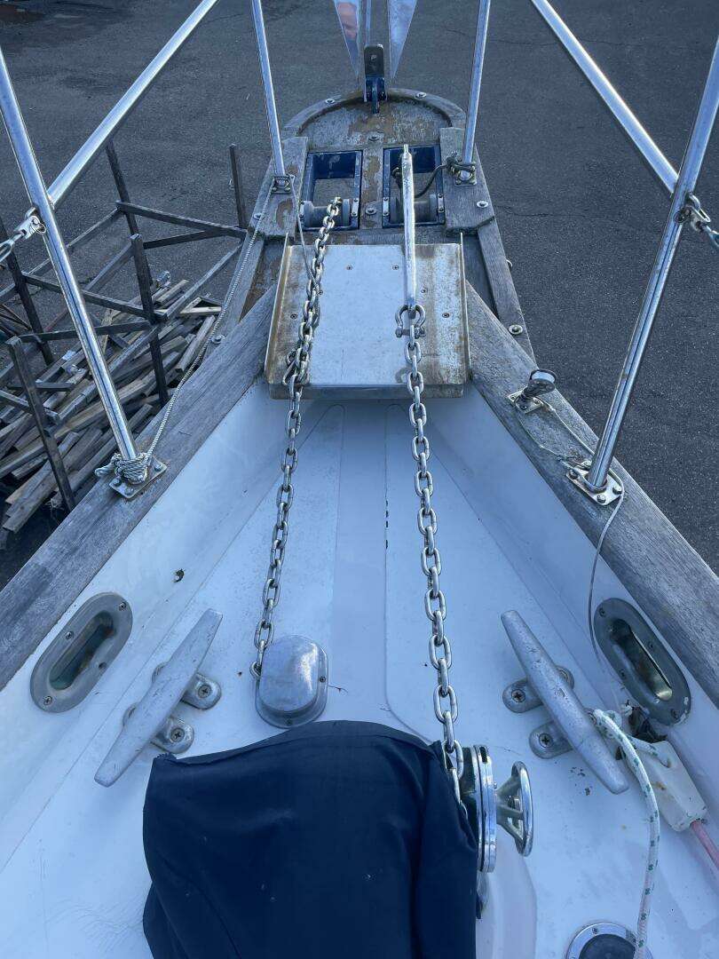 1987 Irwin 38 - Image 13
