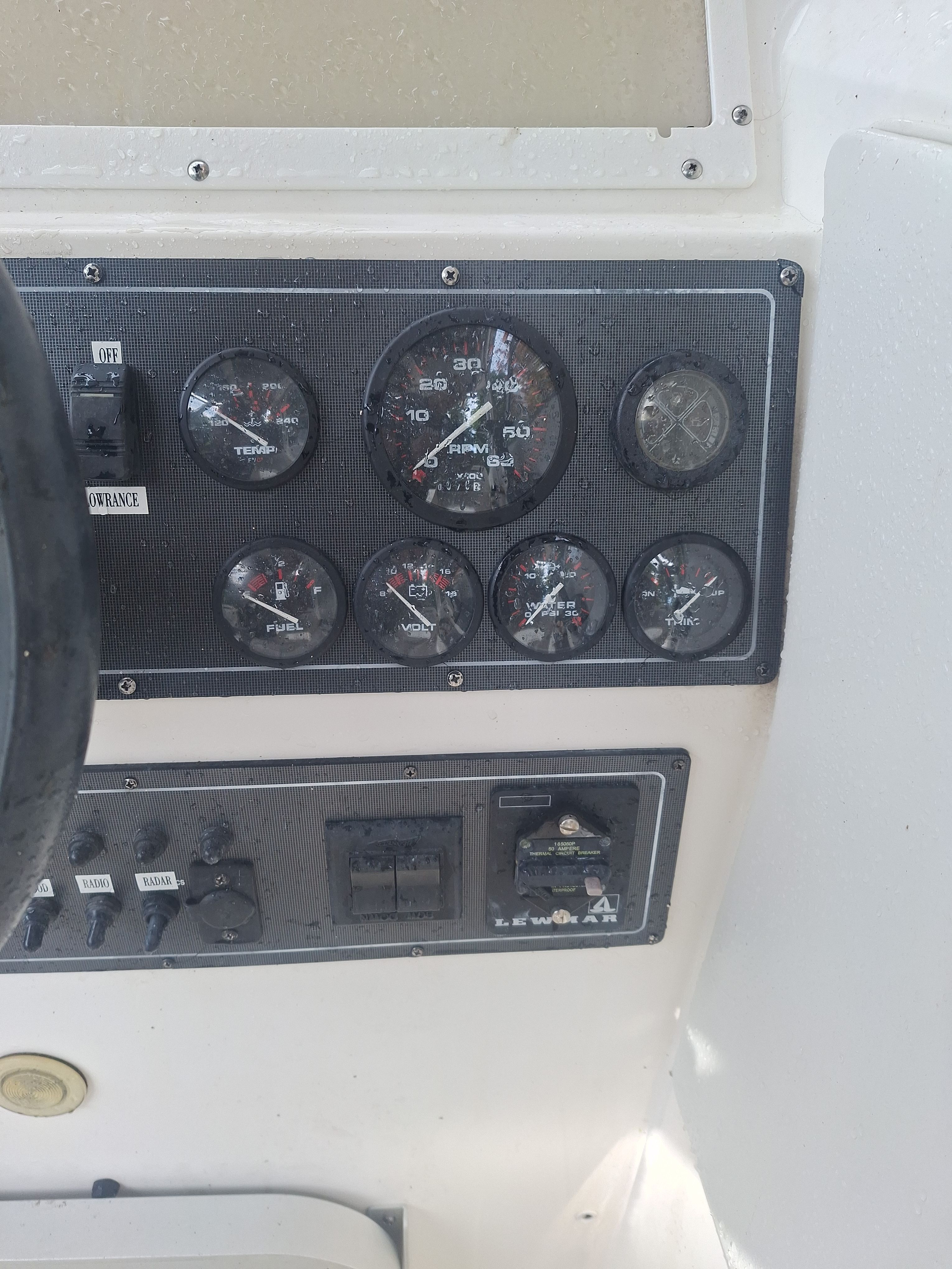 1998 Wellcraft 240 Coastal - 5