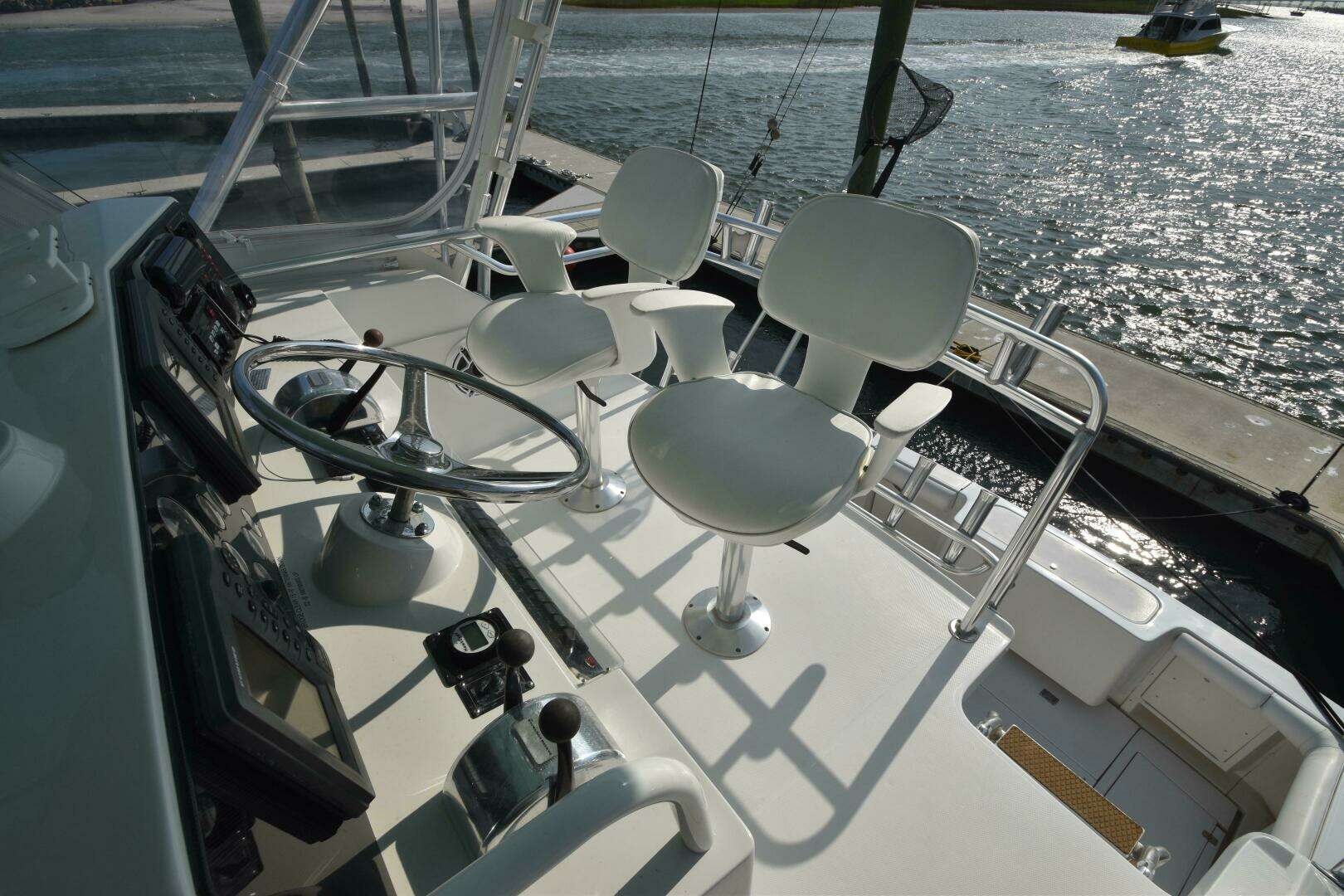 2002 Jupiter 35 Convertible - Image 6