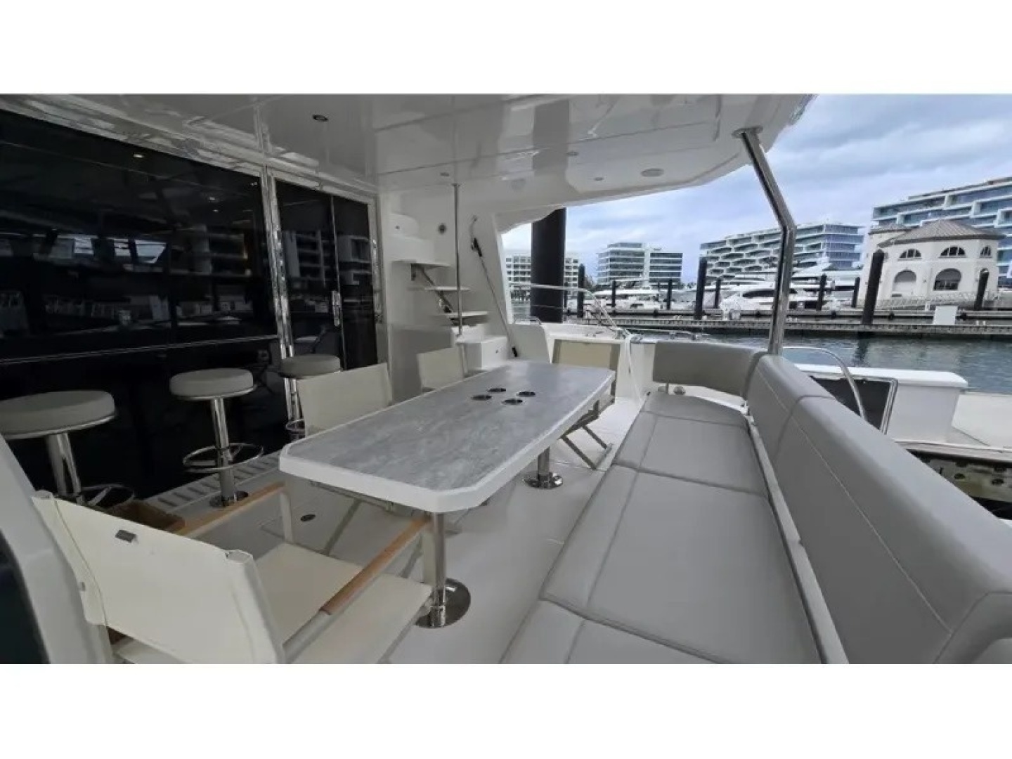 2025 Aquila 54 YACHT - Image 8