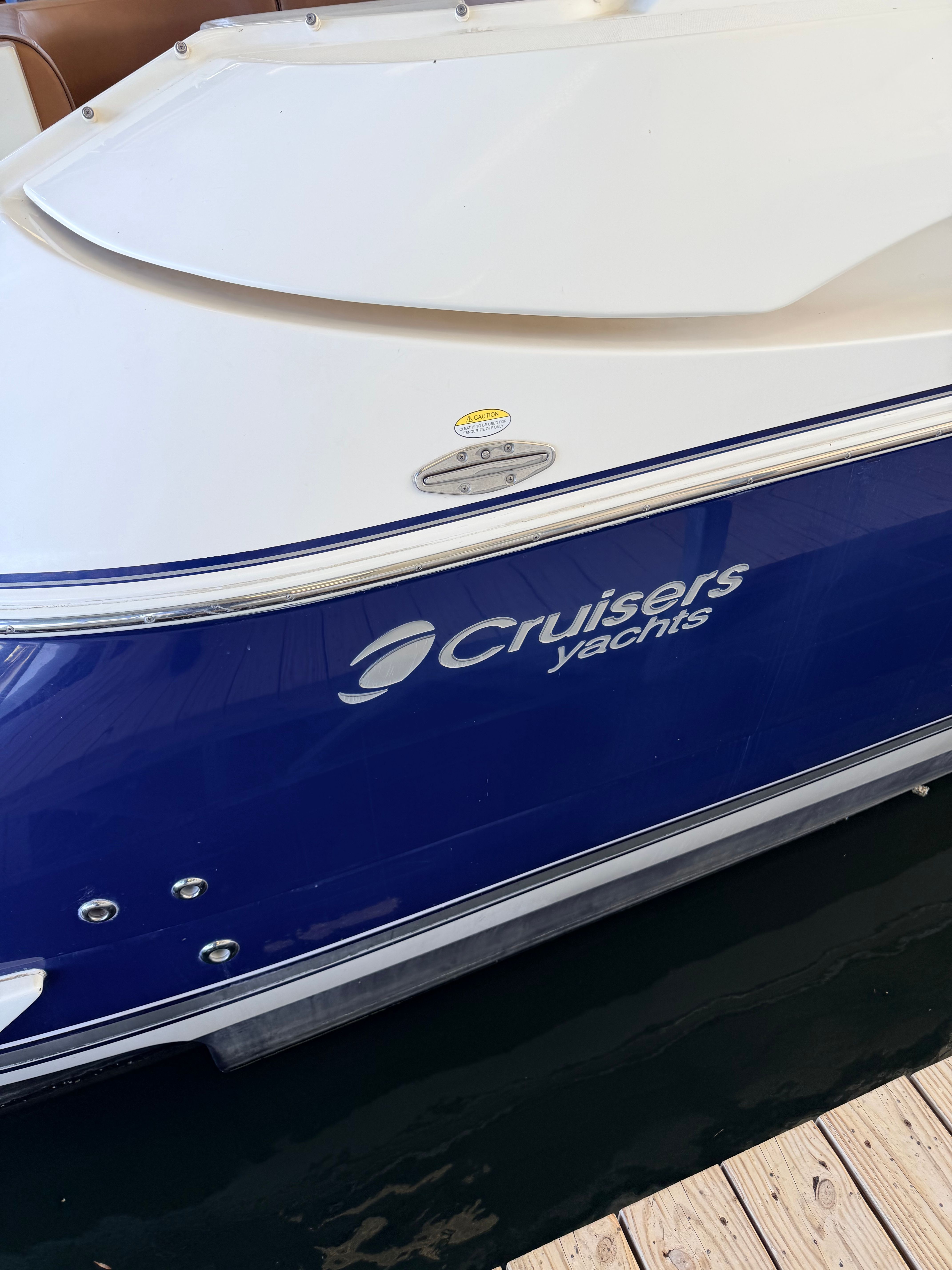 2006 Cruisers Yachts 460 Express - 47