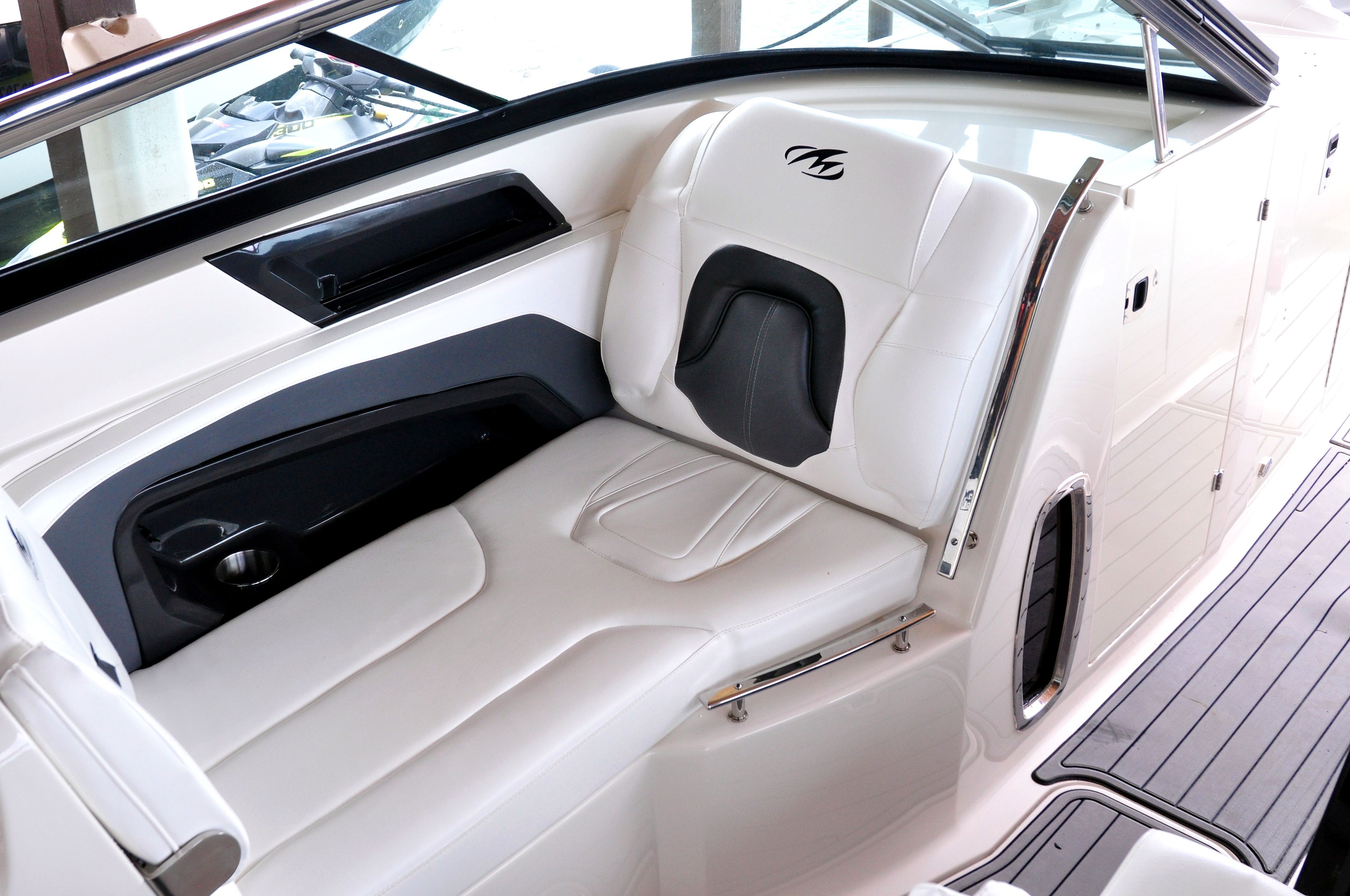 2014 Monterey 328SS Super Sport - 91