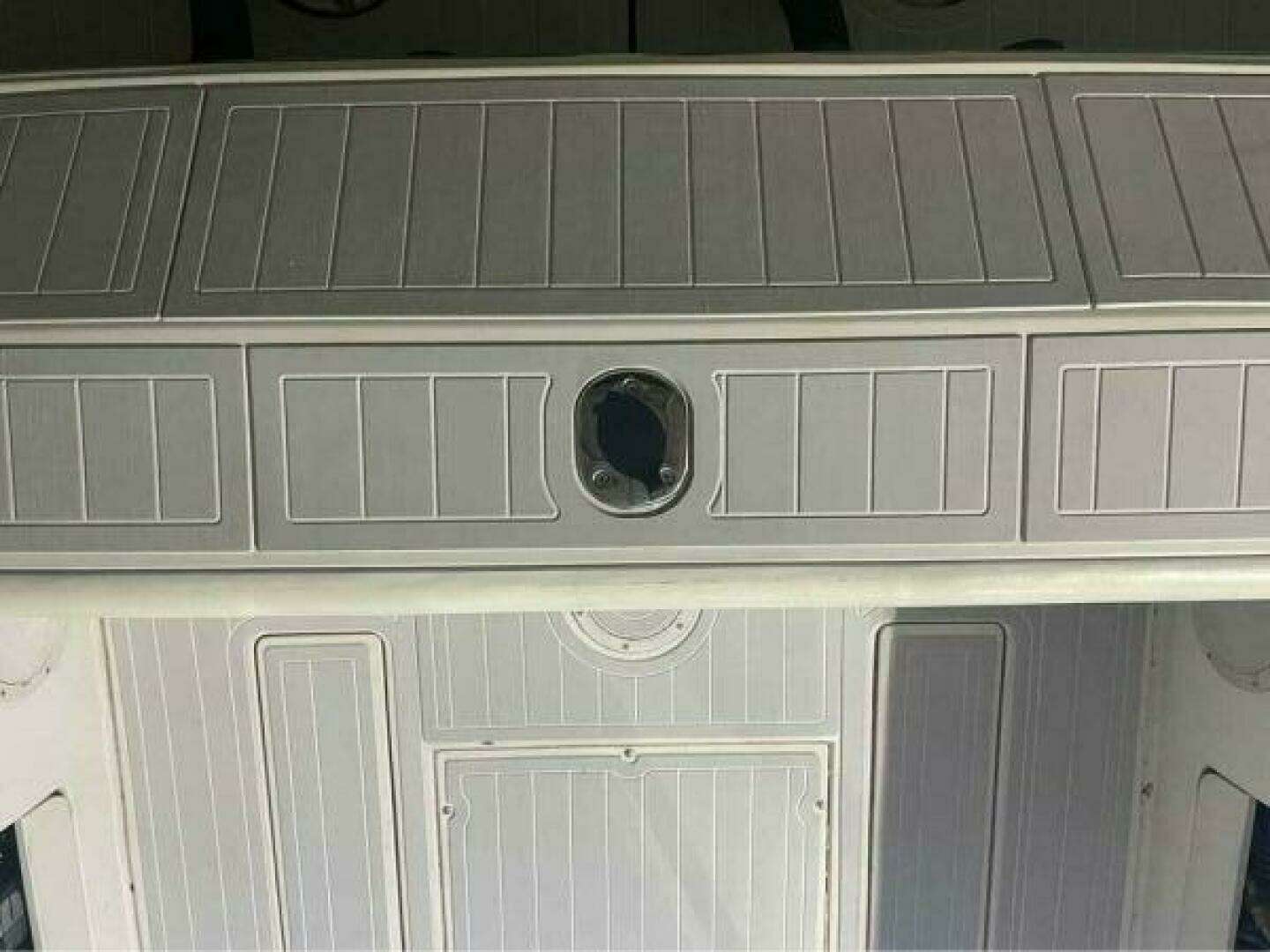 1990 Wellcraft Scarab 30 Sport - Image 15
