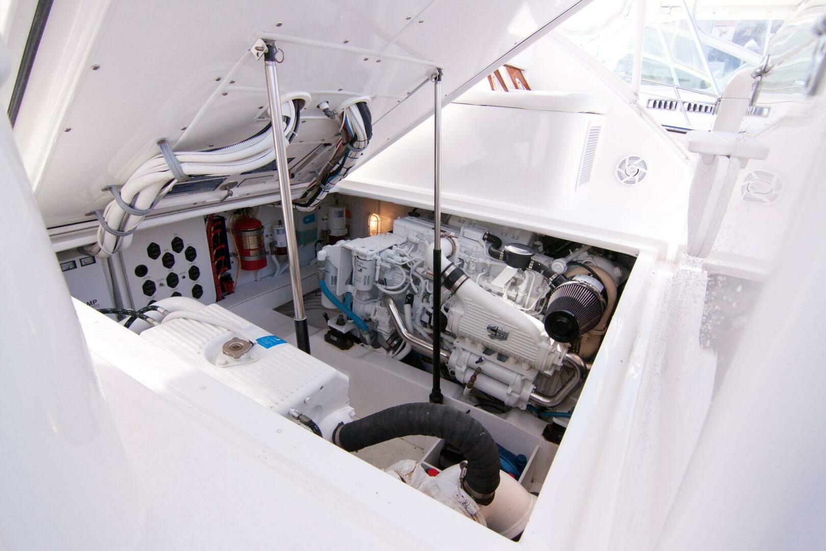 2009 Out Island 38 Custom Express - Image 33