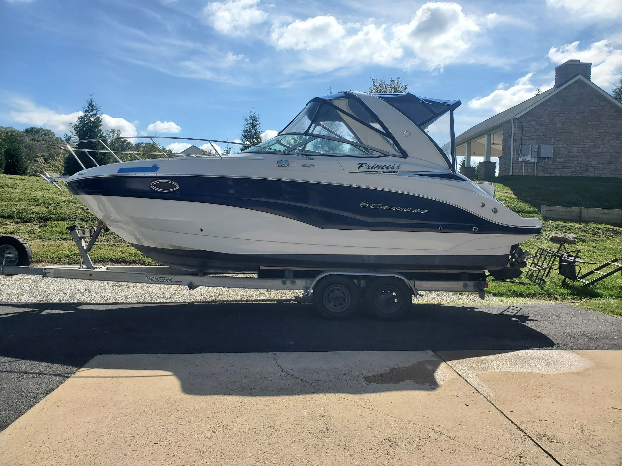 2013 Crownline 264 CR