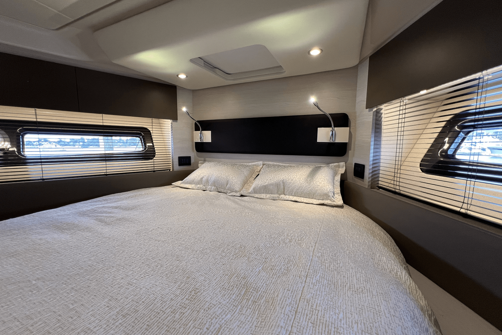 2019 Azimut 50 FLYBRIDGE - Image 72