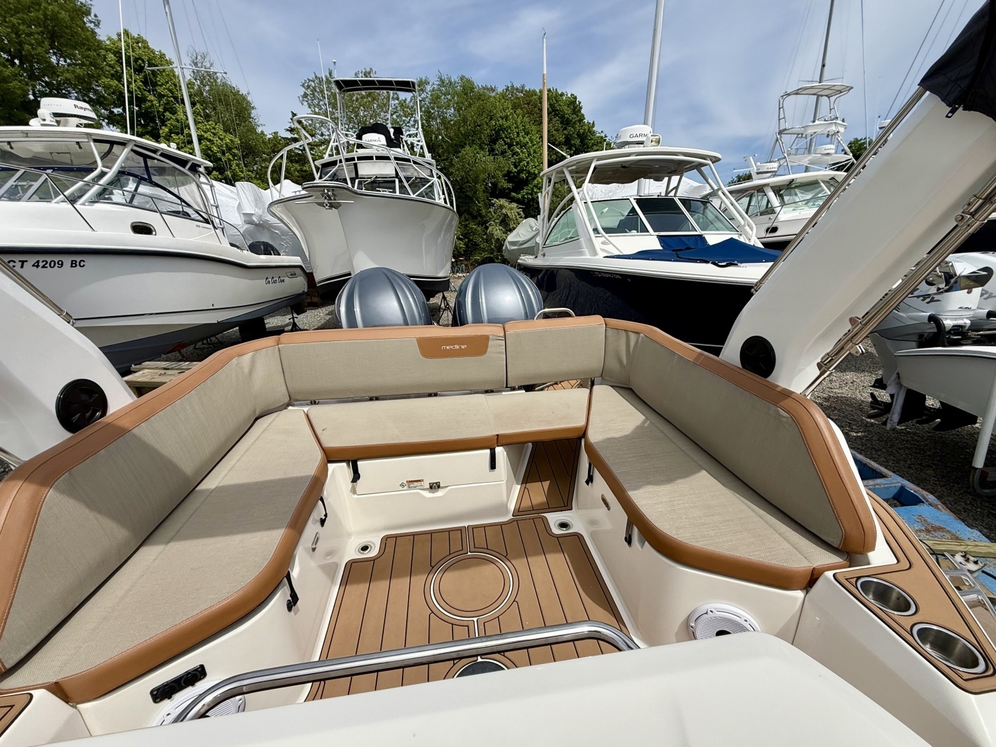 2024 Zodiac Medline 9 - Image 15