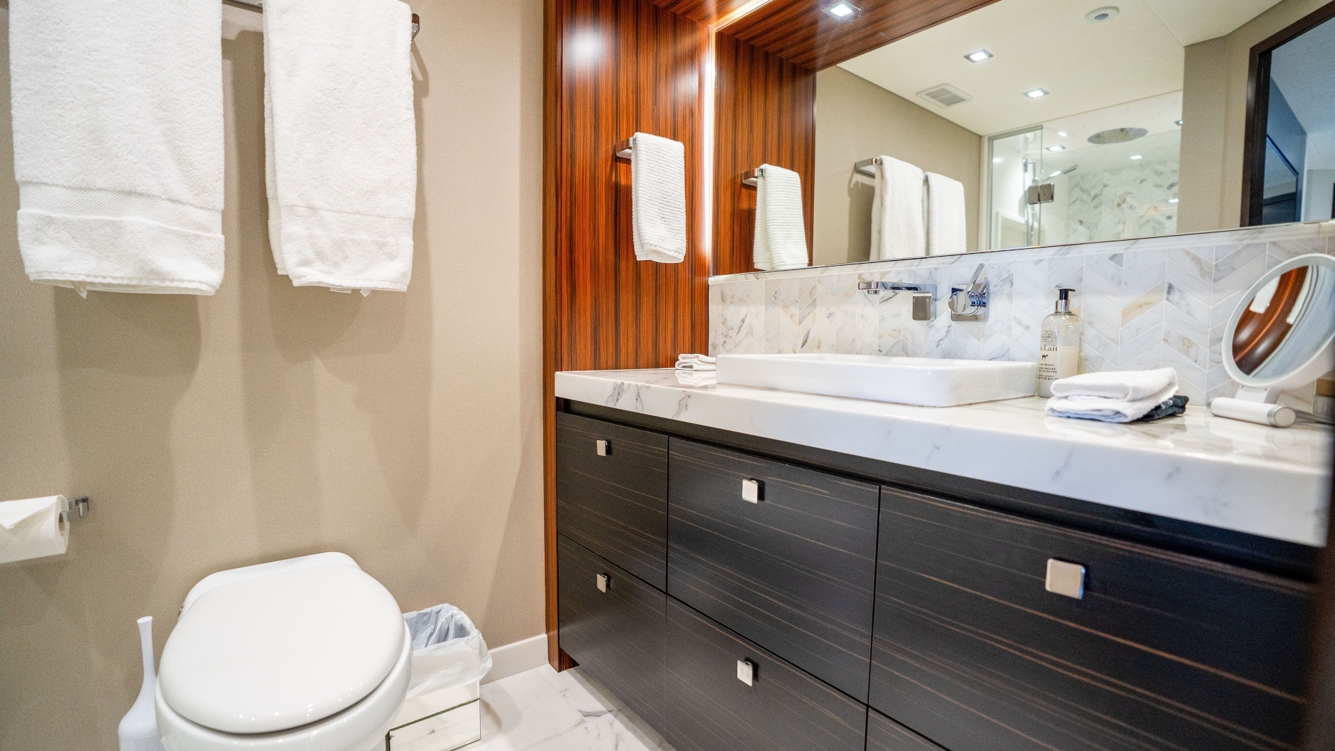 2021 Hatteras M75 Panacera - Image 36