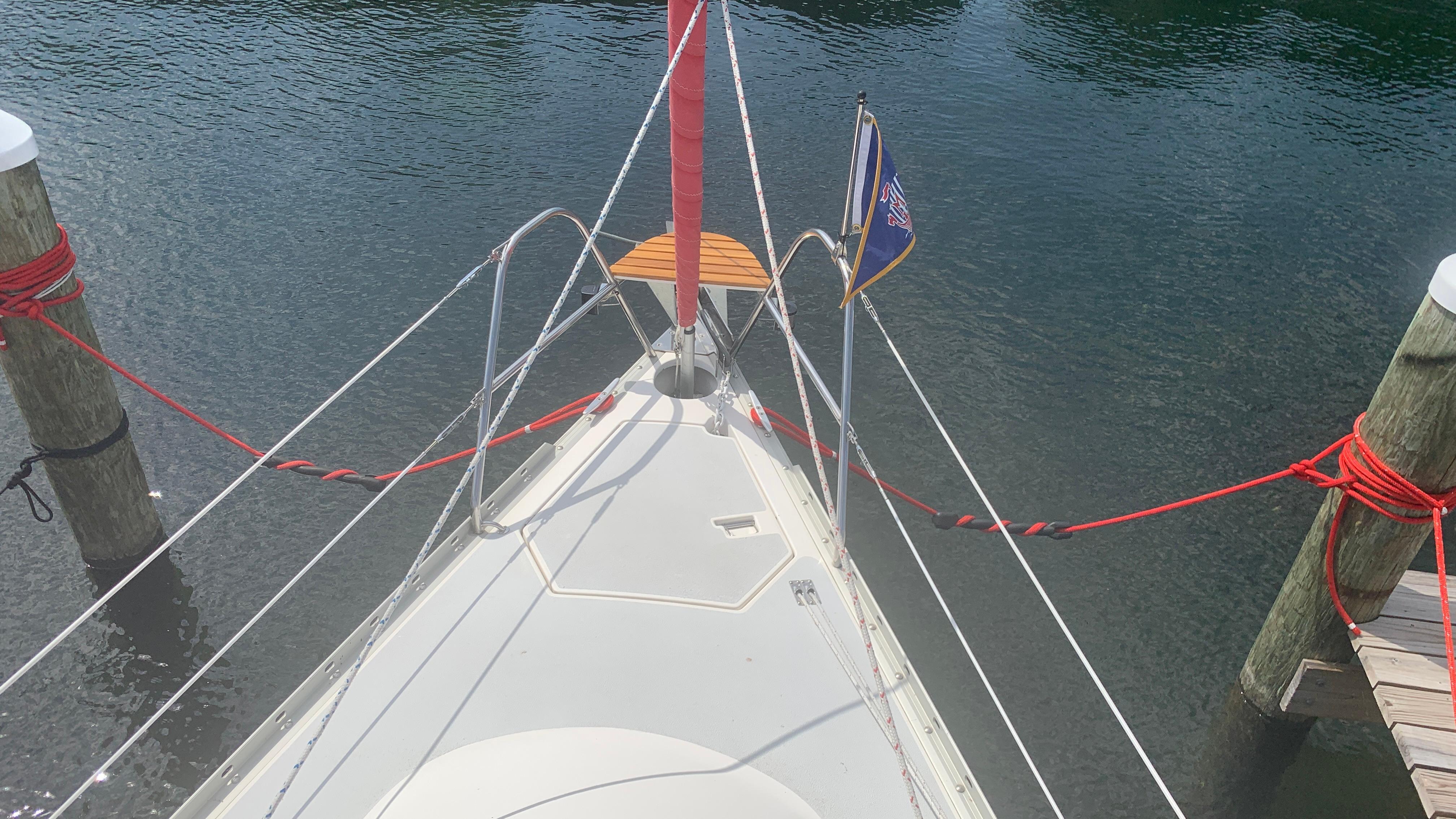 1991 Hunter 30 - 19