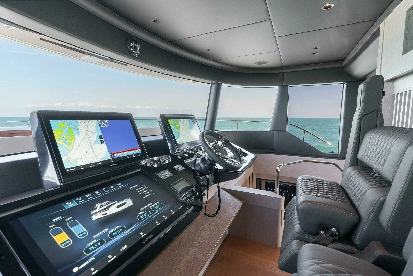 2026 Absolute 70 Navetta - Image 8