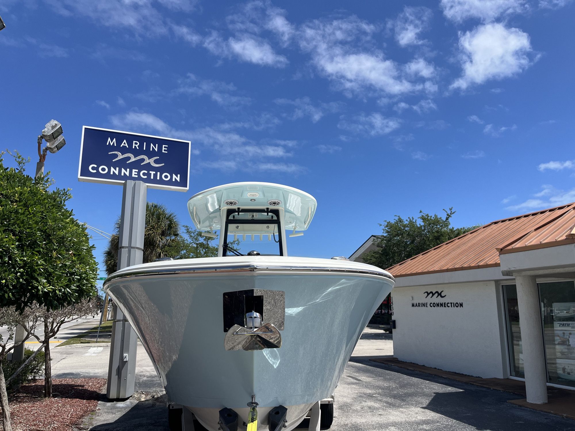 2026 Cobia 285 Open Center Console - 3