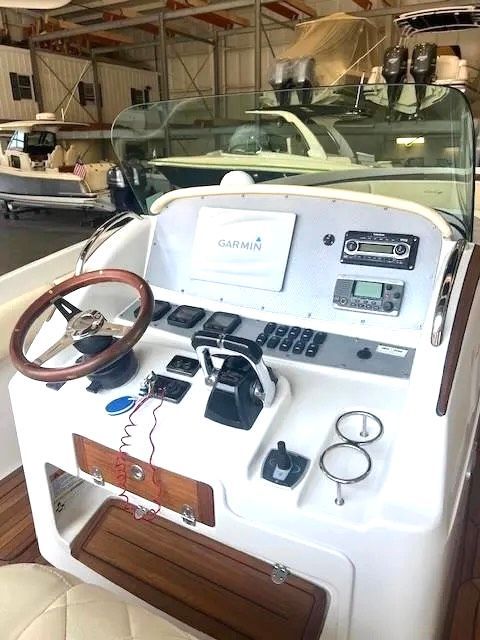 2014 Chris-Craft Catalina 29 Sun Tender - 18