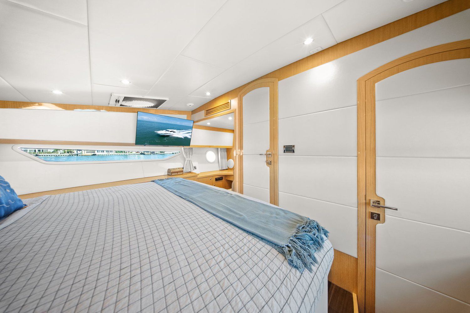2018 Mym/Mares 47 OUTBOARD EXPRESS CATAMARAN - 70