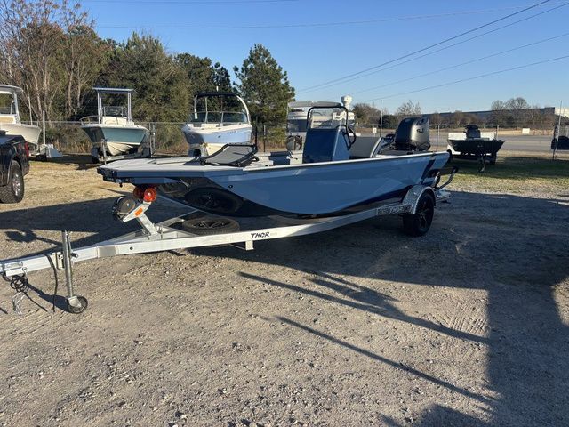 2026 Thor 1900 Lake Hammer Center Console Elite