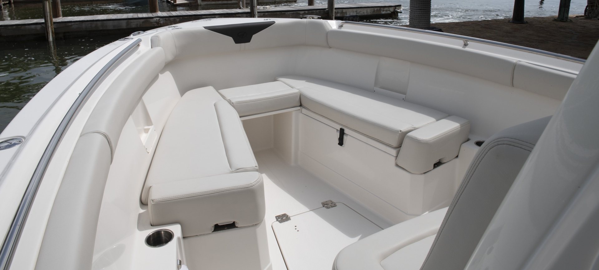 2026 Sailfish 272 CC - Image 4
