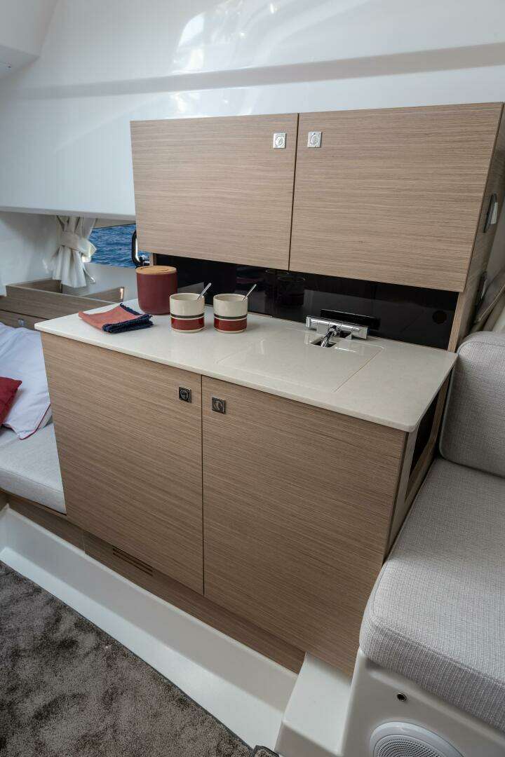 2026 Jeanneau Leader 9.0 WA - Image 28