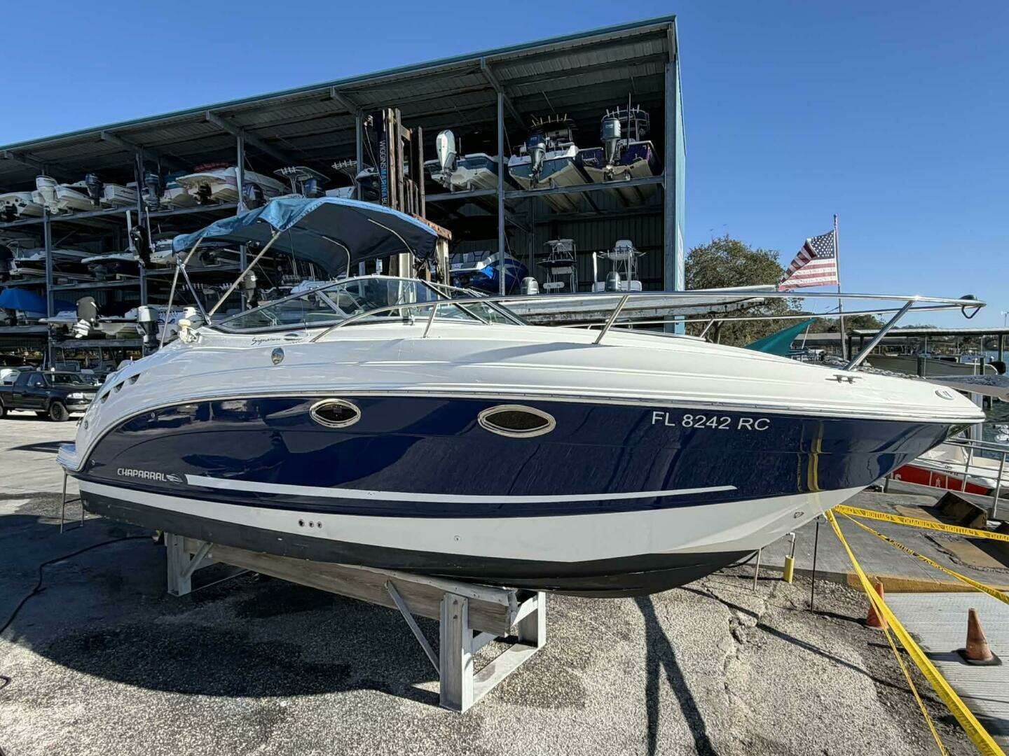 2008 Chaparral 250 Signature - Image 3