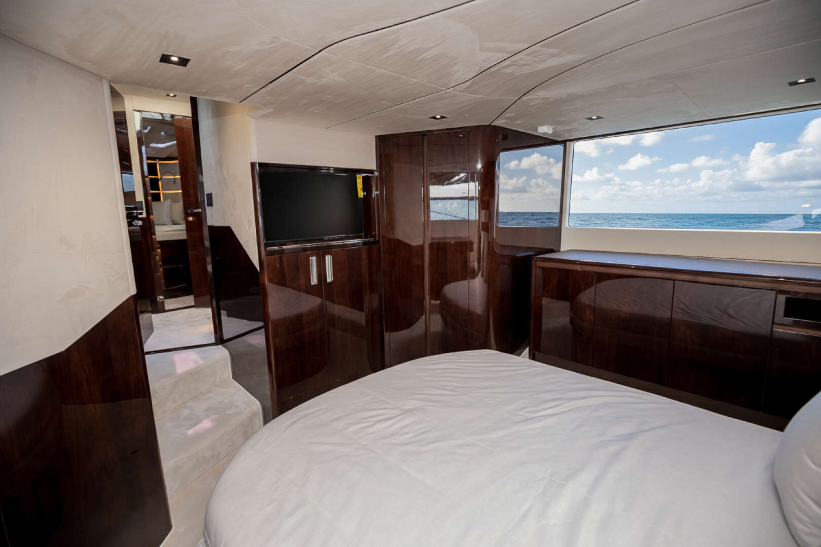 2026 Galeon 500 FLY - Image 39