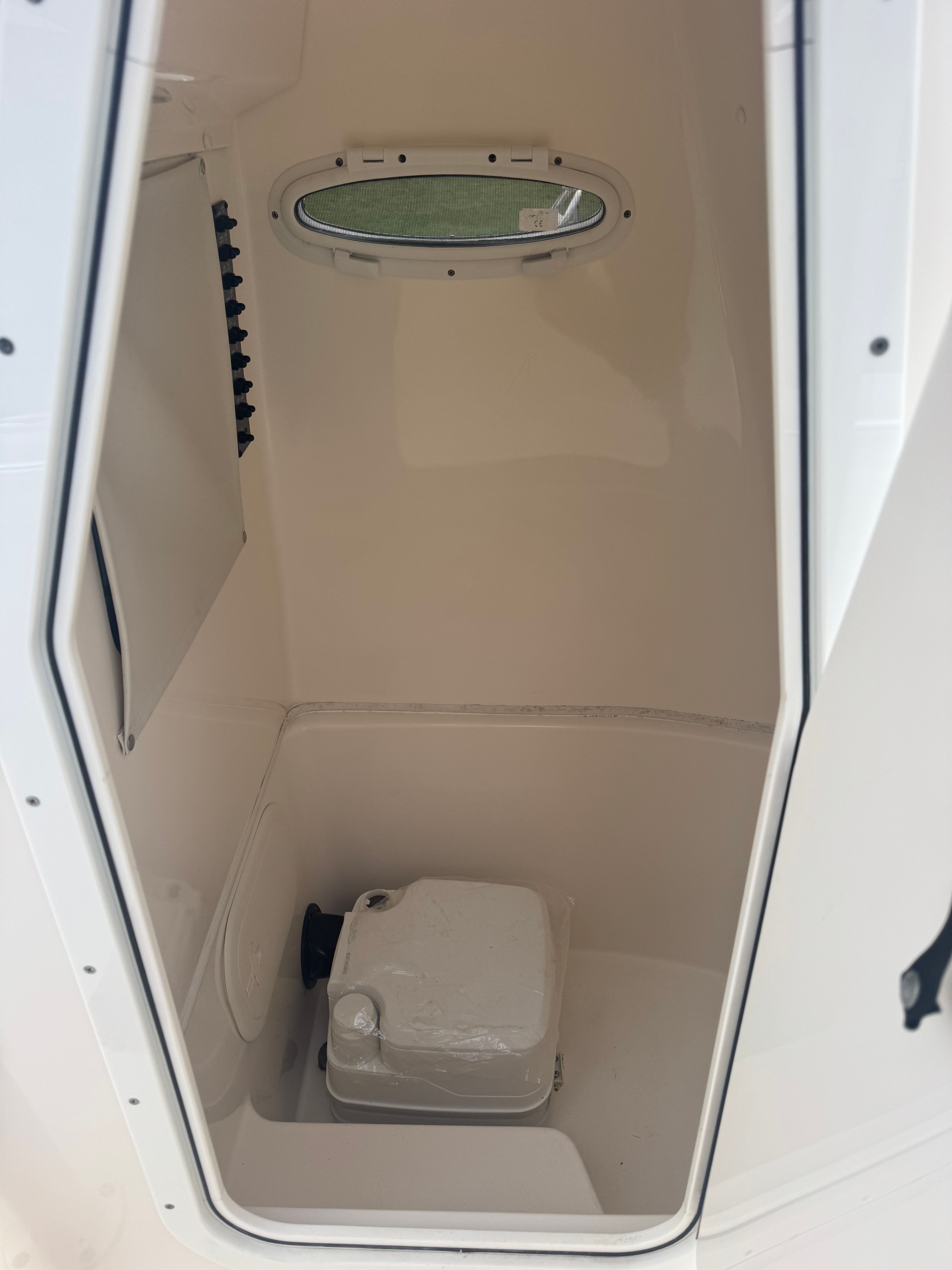 2018 Cobia 220 Center Console - 6