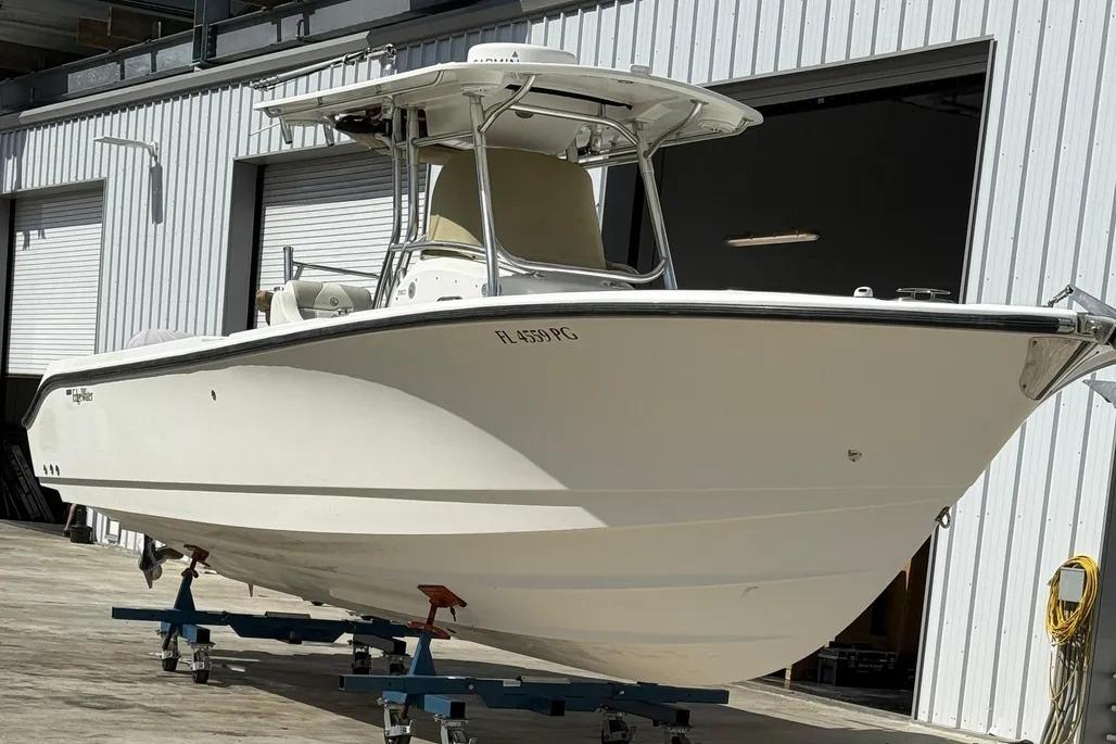 2010 Edgewater 318CC