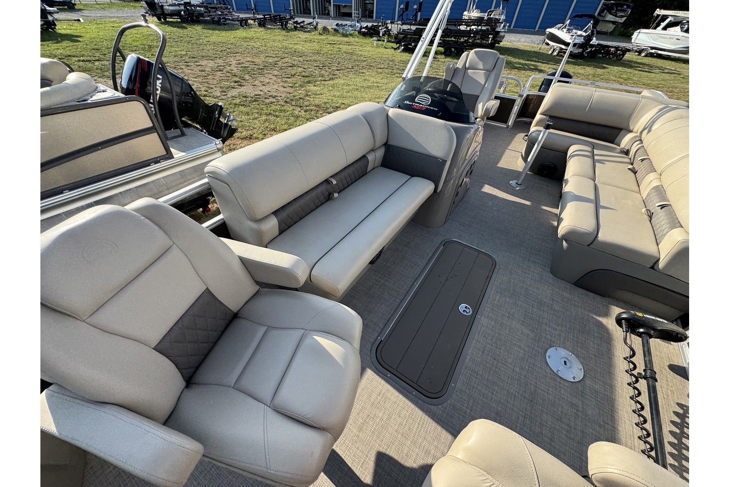2023 Sun Tracker Sportfish 24 XP3 - 16